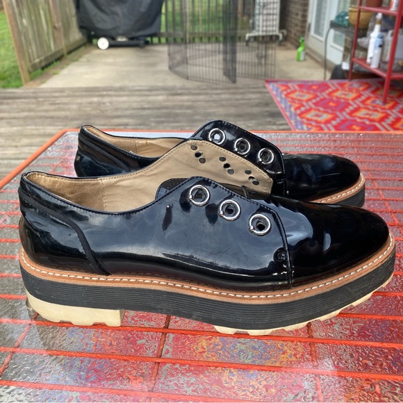 zara black patent leather oxford loafers w platform
needs laces size 38 US7.5-8 - Picture 8 of 8